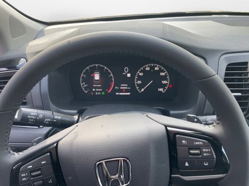 New 2026 Honda Odyssey Touring image 11