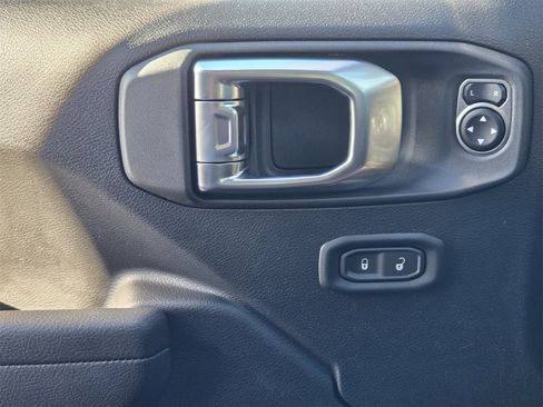 New 2026 Jeep Wrangler Unlimited Rubicon image 22