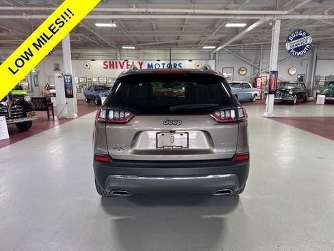 Used 2020 Jeep Cherokee Limited AWD/4WD image 4