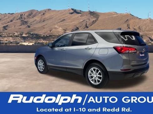 Used 2024 Chevrolet Equinox LS w/ LS Convenience Package image 3