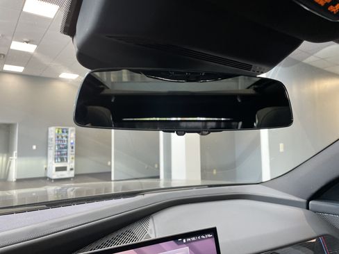 Used 2023 BMW 740i RWD image 32