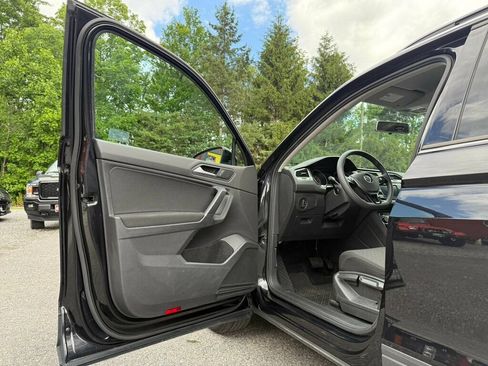 Used 2020 Volkswagen Tiguan S AWD/4WD image 20
