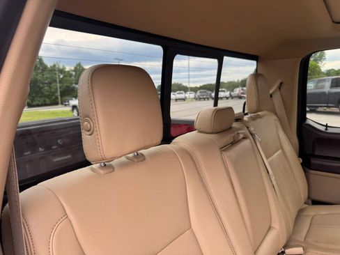 Used 2019 Ford F150 Lariat AWD/4WD image 51