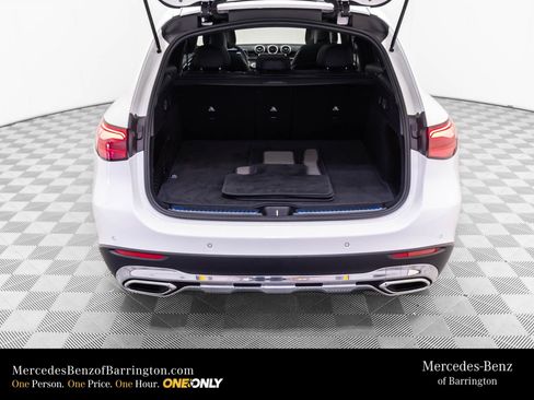 New 2026 Mercedes-Benz GLC 300 4MATIC image 33