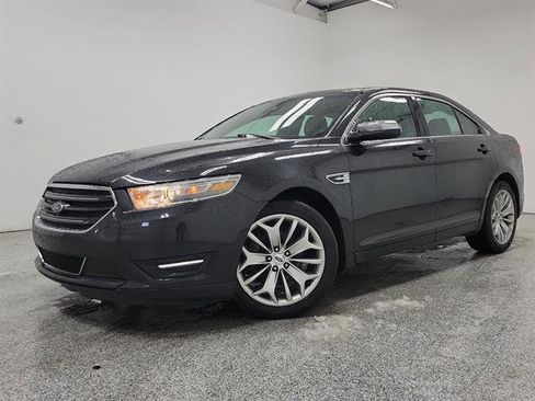 Used 2015 Ford Taurus Limited w/ Equipment Group 301A image 1