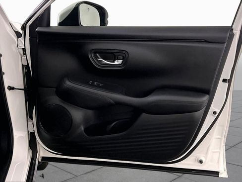 Used 2023 Honda HR-V LX image 20