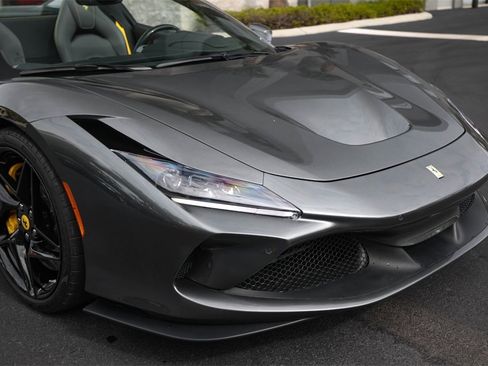 Certified 2022 Ferrari F8 Tributo image 12