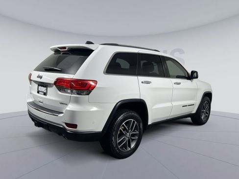 Used 2017 Jeep Grand Cherokee Limited w/ Jeep Active Safety Group image 7