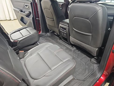 Used 2022 Chevrolet Traverse RS w/ LPO, Floor Liner Package AWD/4WD image 14