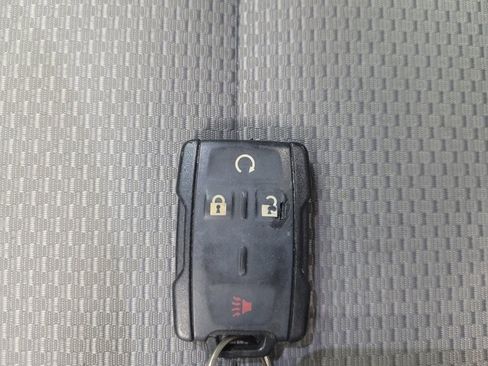 Used 2015 GMC Sierra 1500 SLE w/ SLE Value Package image 32