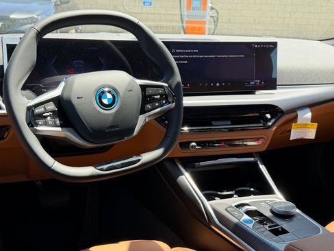 New 2026 BMW i4 eDrive40 RWD image 35