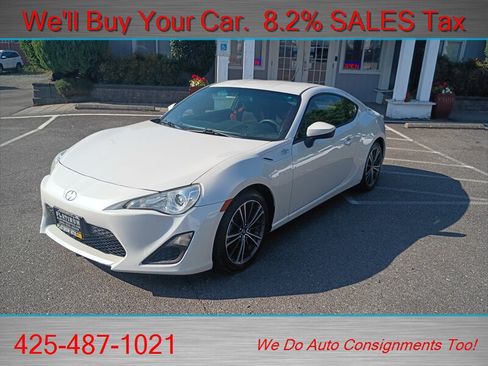 Used 2013 Scion FR-S RWD image 1