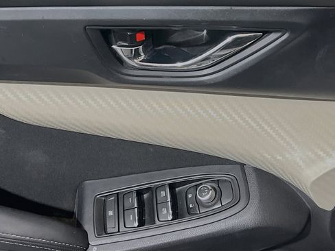 Used 2019 Subaru Ascent Premium image 14