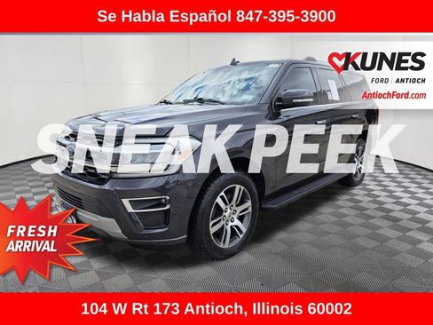 Used 2024 Ford Expedition Limited AWD/4WD image 3