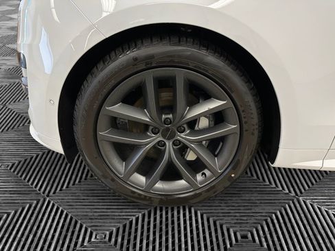 New 2026 Land Rover Range Rover Sport Dynamic SE AWD/4WD image 14