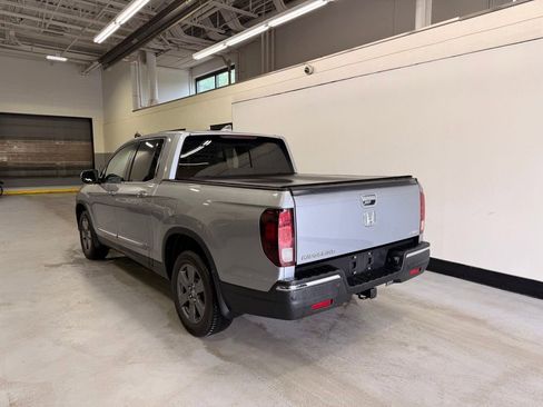 Used 2020 Honda Ridgeline RTL-E image 3