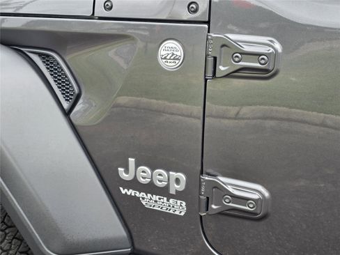 Certified 2021 Jeep Wrangler Unlimited Sport AWD/4WD image 36