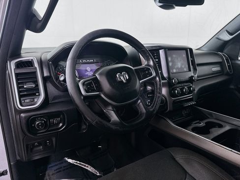 Used 2019 RAM 1500 Big Horn AWD/4WD image 9