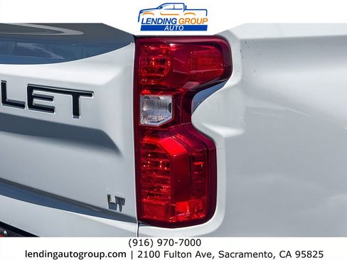 Used 2021 Chevrolet Silverado 1500 LT w/ Z71 Off-Road Package AWD/4WD image 8
