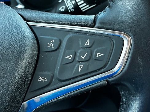 Used 2021 Chevrolet Equinox LT AWD/4WD image 13