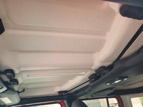 Used 2018 Jeep Wrangler Unlimited Sport S AWD/4WD image 20