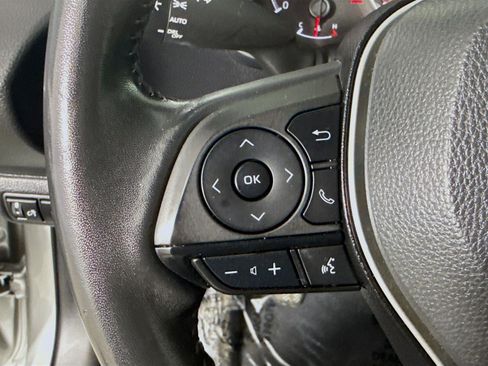 Used 2022 Toyota Corolla SE image 14