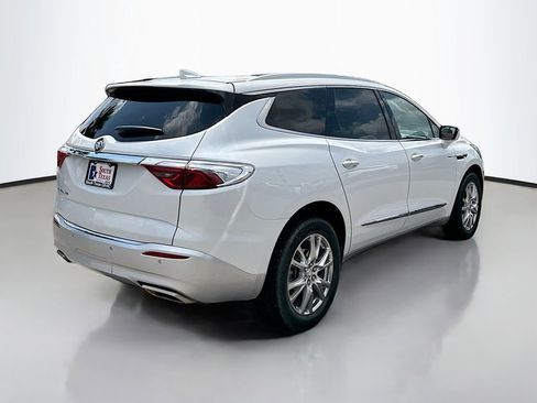 Used 2023 Buick Enclave Essence w/ Experience Buick Package image 7