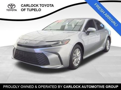 Used 2025 Toyota Camry LE FWD image 1