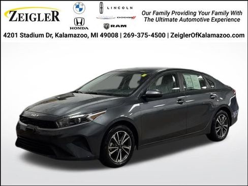 Used 2024 Kia Forte LXS image 1