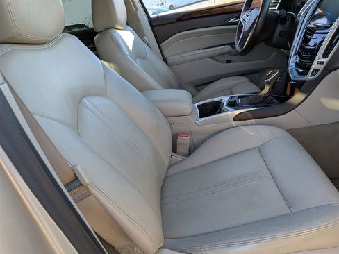 Used 2015 Cadillac SRX Luxury w/ Driver Awareness Package image 31