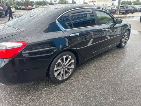 Used 2015 Honda Accord Sport image 5