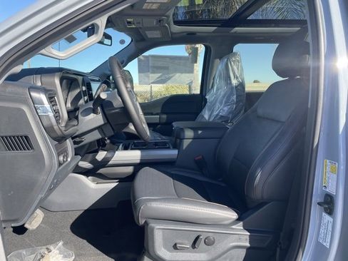 New 2026 Ford F250 Lariat w/ Black Appearance Package image 21