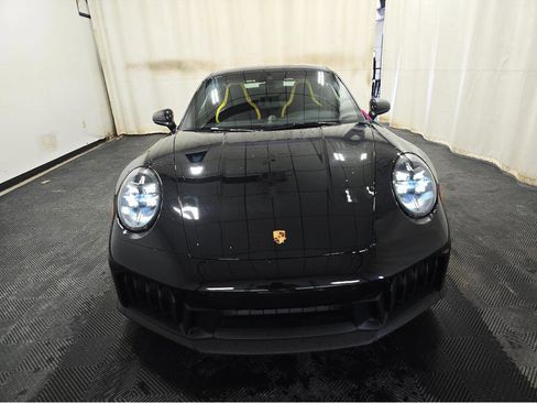 Used 2026 Porsche 911 Carrera GTS image 2