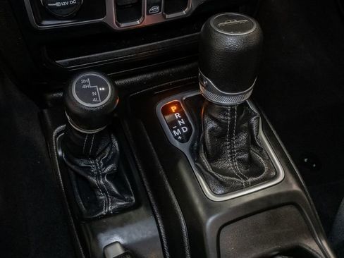 Used 2026 Jeep Gladiator Sport AWD/4WD image 21