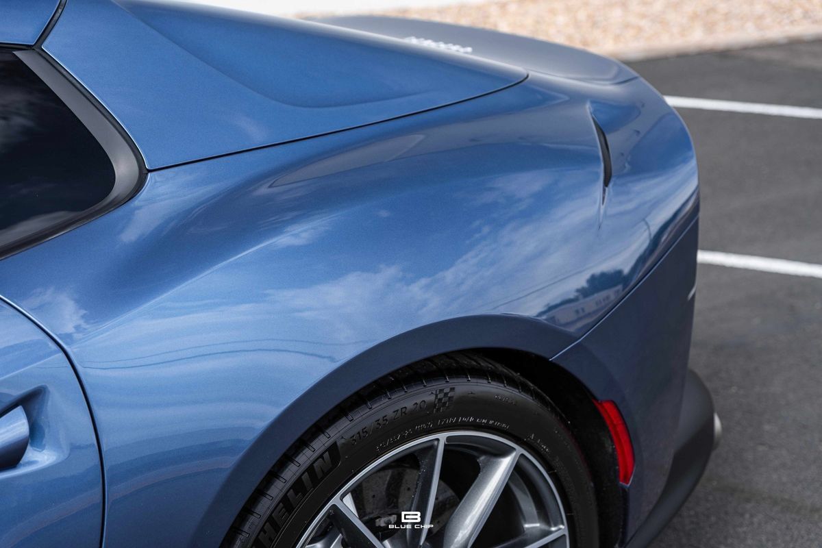 Used 2021 Ferrari 812 GTS RWD image 4