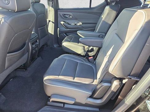 Used 2023 Chevrolet Traverse Premier w/ Redline Edition image 10