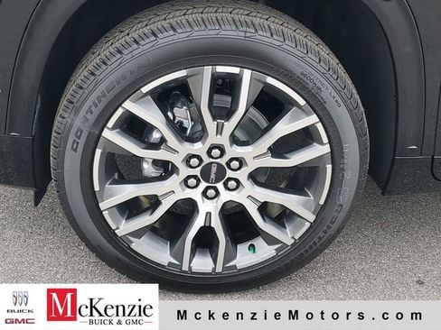 New 2026 GMC Acadia Denali Ultimate w/ LPO, All-Weather Package AWD/4WD image 34