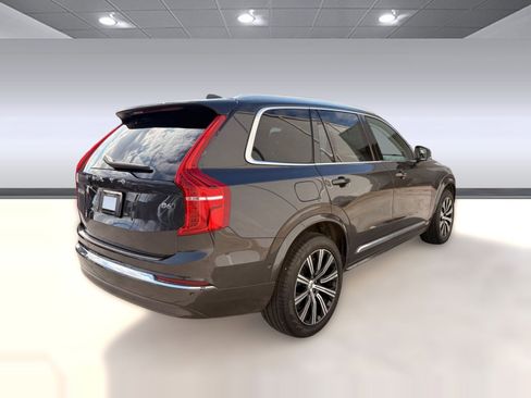 Certified 2023 Volvo XC90 B6 Plus w/ Protection Package Premier image 9