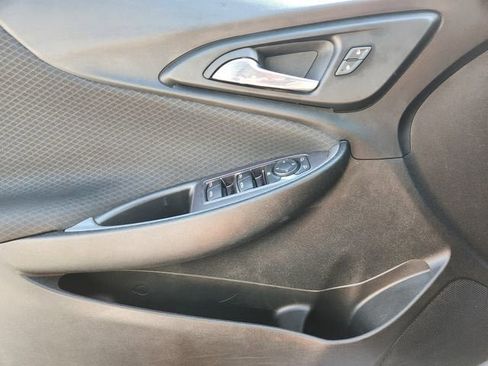 Used 2022 Chevrolet Malibu LT image 33