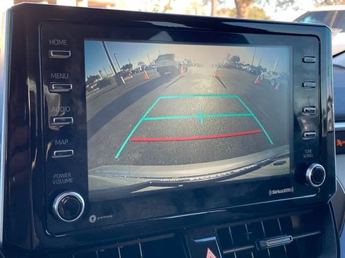 Used 2021 Toyota Corolla LE image 22