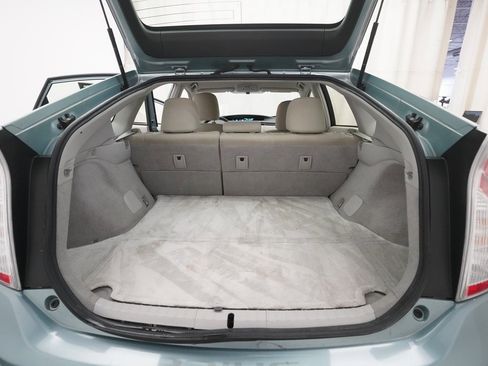 Used 2015 Toyota Prius Two image 10