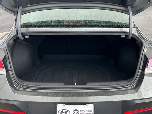 Certified 2025 Hyundai Elantra SEL image 8