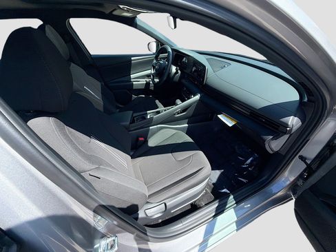 Certified 2026 Hyundai Elantra SEL Sport w/ Cargo Package FWD image 28
