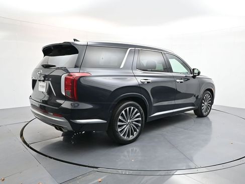 Used 2024 Hyundai Palisade Calligraphy image 7