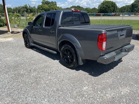 Used 2019 Nissan Frontier SV w/ Value Truck Package RWD image 4