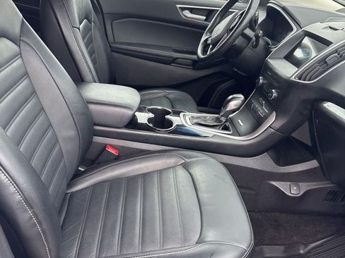 Used 2018 Ford Edge SEL w/ Equipment Group 201A AWD/4WD image 24