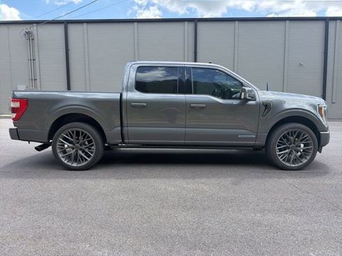Used 2022 Ford F150 Lariat w/ Equipment Group 502A High AWD/4WD image 8