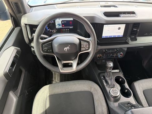 Used 2022 Ford Bronco 4-Door AWD/4WD image 27