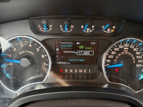 Used 2014 Ford F150 XLT w/ Equipment Group 302A Luxury image 3