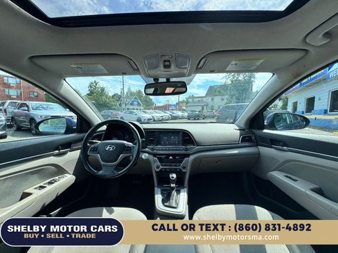 Used 2018 Hyundai Elantra Value Edition FWD image 18